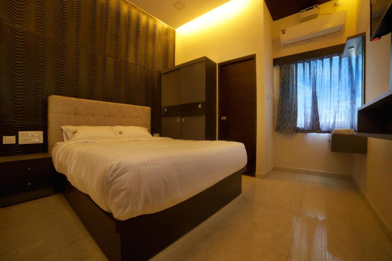 Jai Wings Hotel Pondicherry Esterno foto
