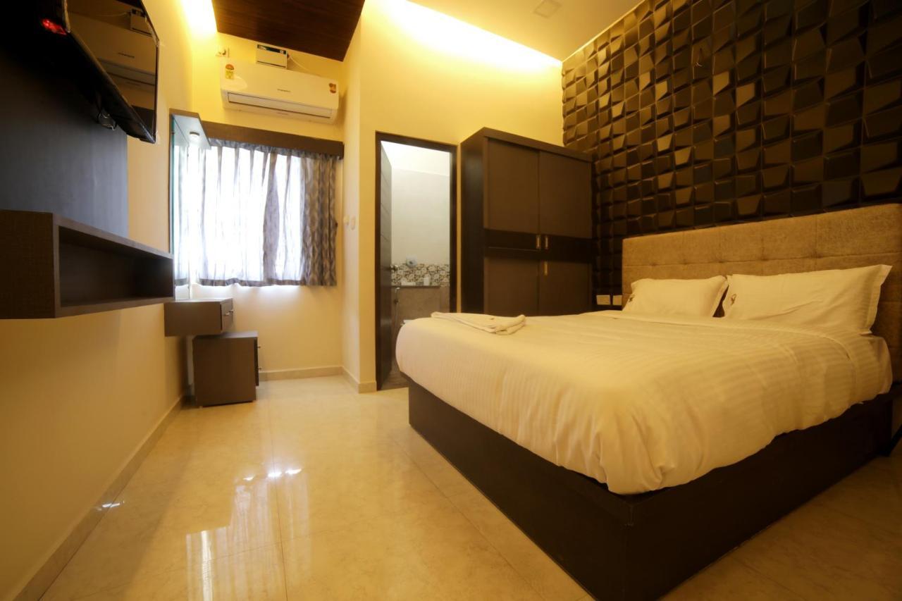 Jai Wings Hotel Pondicherry Esterno foto